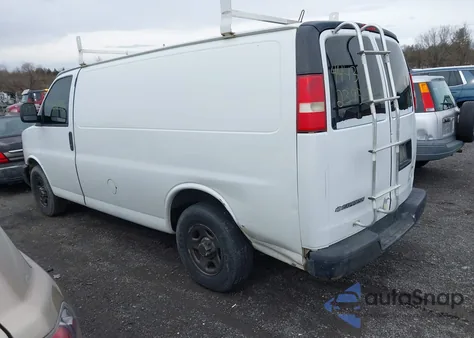 2008 Chevrolet Express Work Van z USA, uszkodzony, nr VIN 1GCFG15X281170688